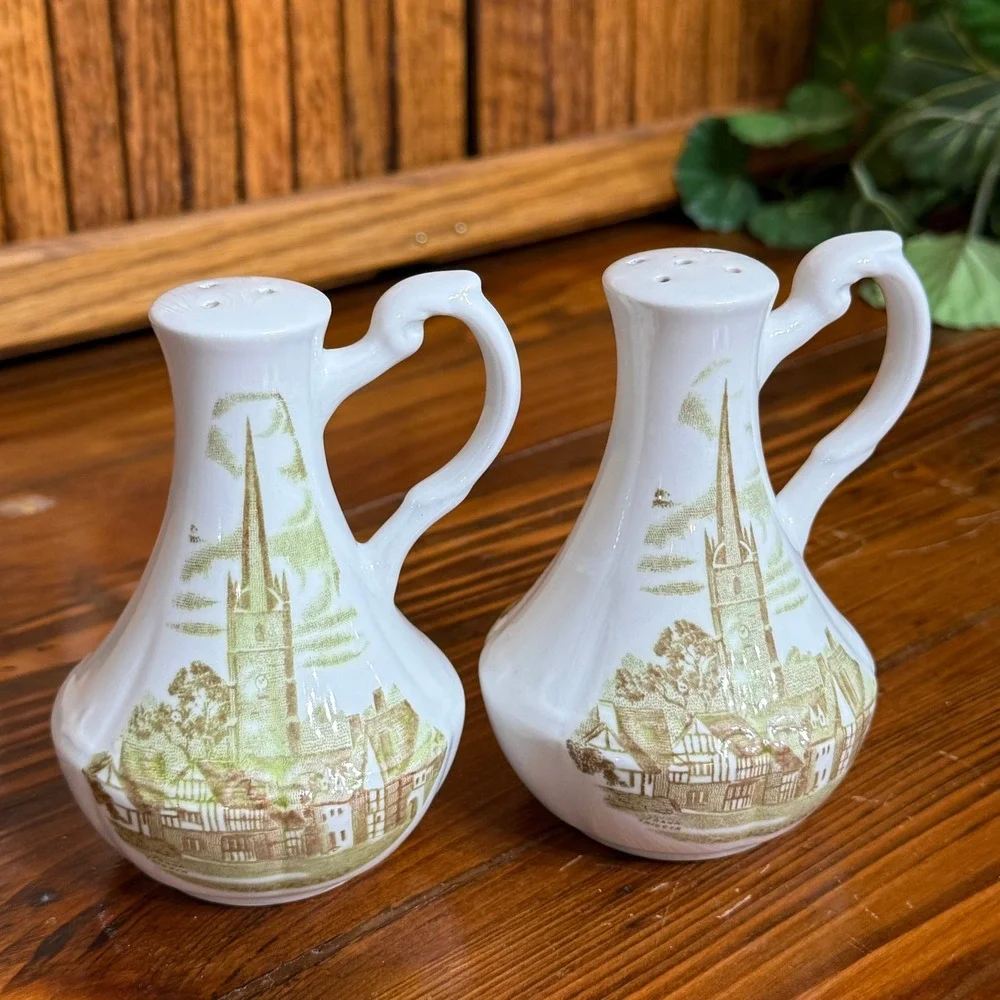 J G Meakin Salt Pepper Shakers Romance England Green White Excellent Handled Set